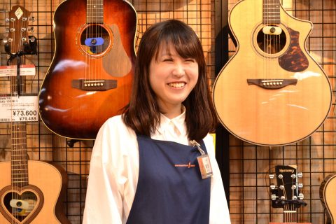 スタッフ写真 ギターアクセサリー 朝日