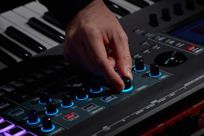 【シンセサイザー】Roland / FANTOMシリーズが発表！FANTOM-6展示中です！