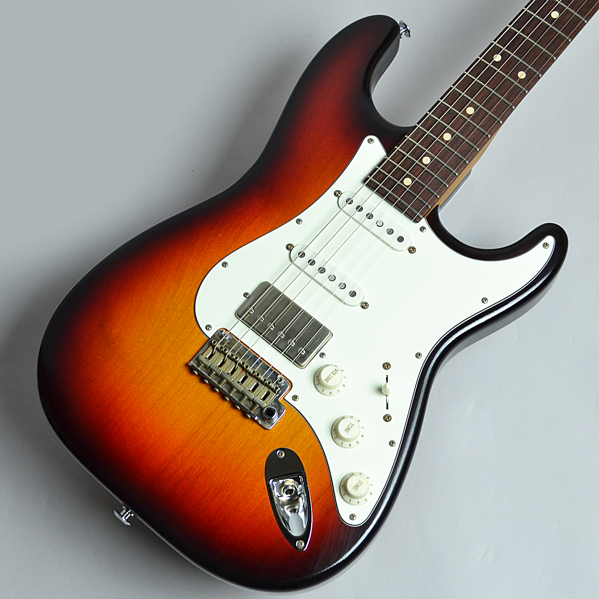 ローステッドメイプルネックのSuhr 『J Select Classic Antique ...