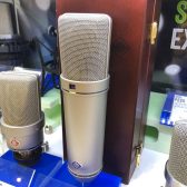 【PA／レコーディング】コンデンサーマイクのスタンダード NEUMANN U 87 Aiが展示中！