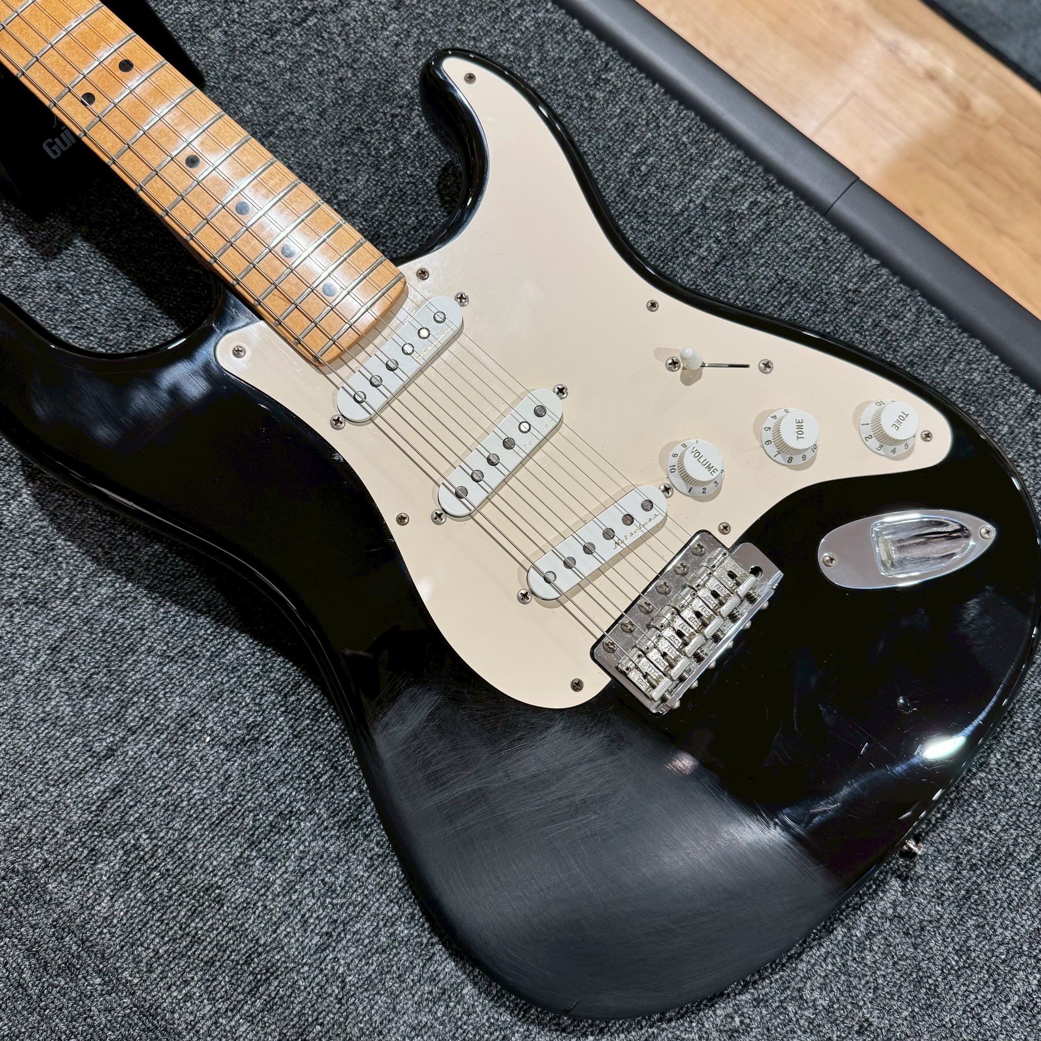 【USED】Fender Custom Shop Eric Clapton Stratocaster Blackie / 2006