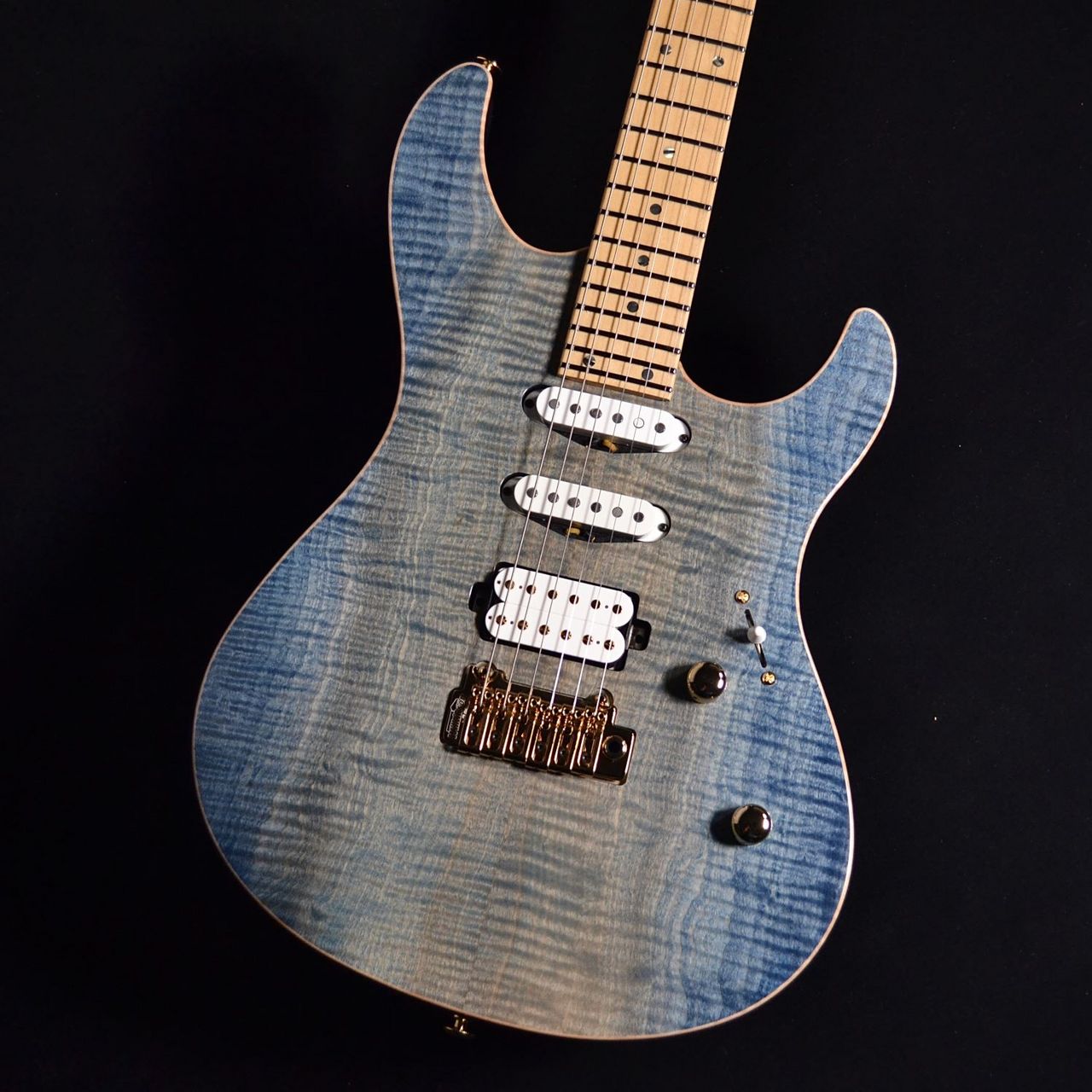 Black SmokerFUTURA-S Limited Flame Tochi Top Ash Body SSH Blue Gradation【3.39kg】