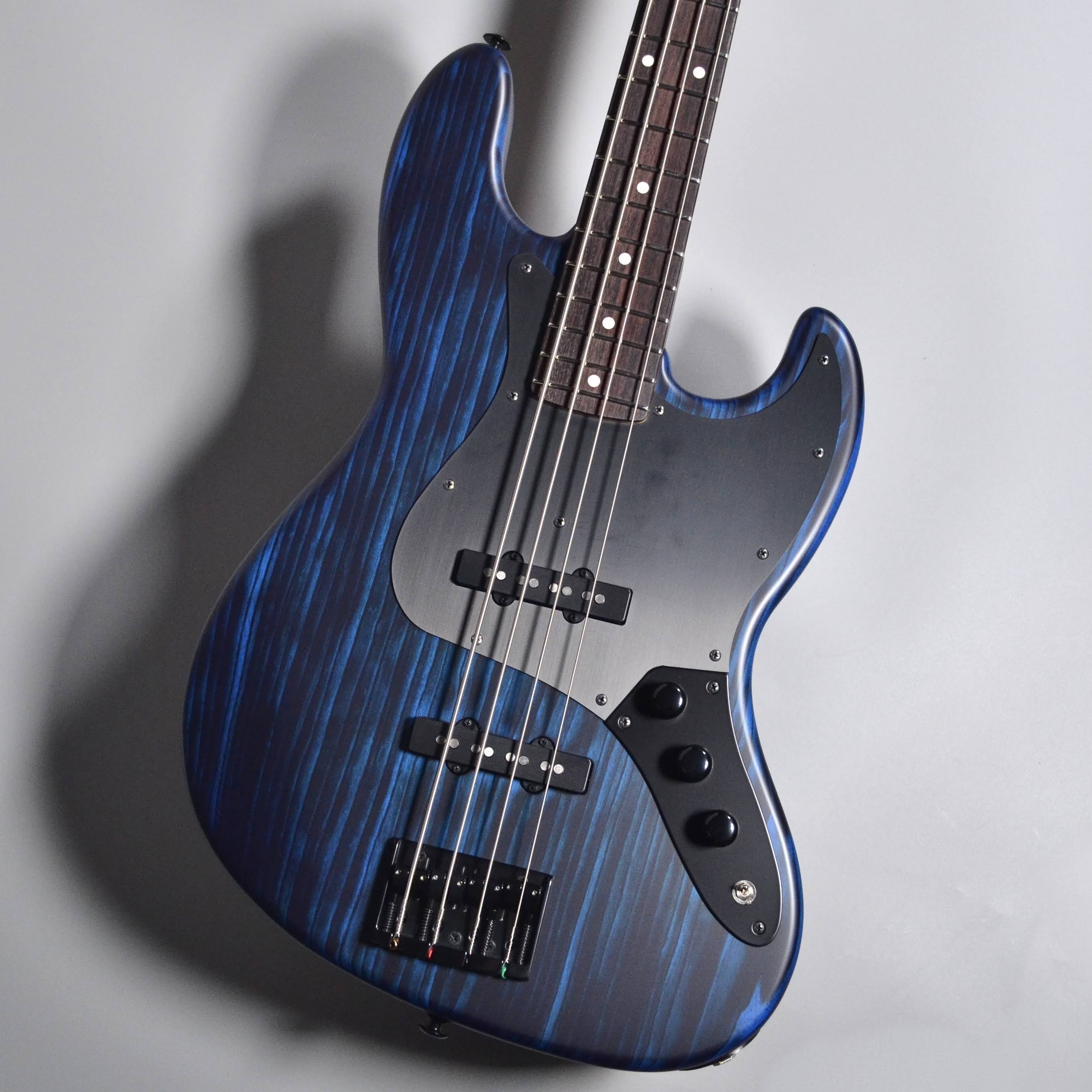 Black SmokerStandard BETA-J4 Experimetal Blue