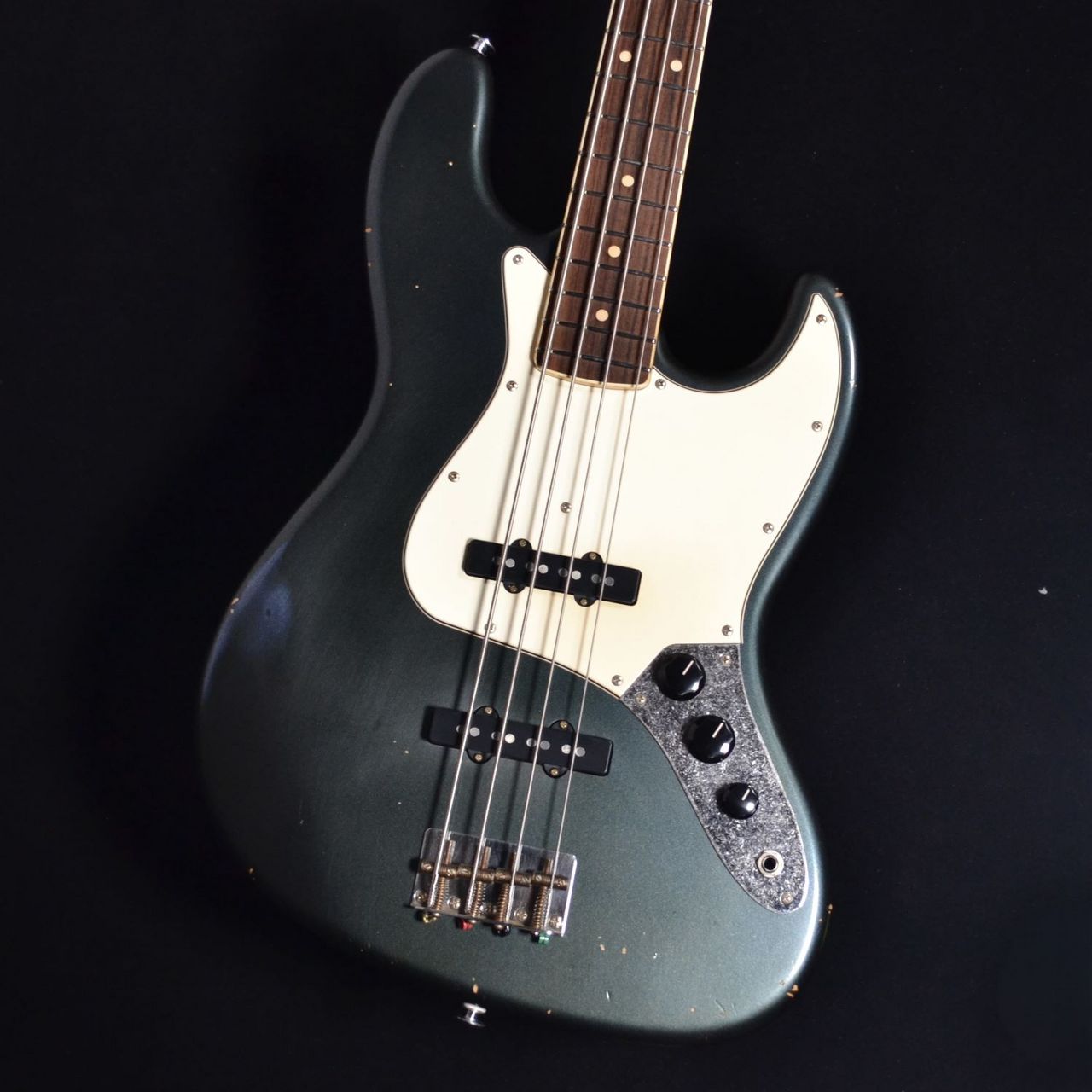 Black SmokerBETA-J4 Medium Aged SM Lake Placid Blue MH