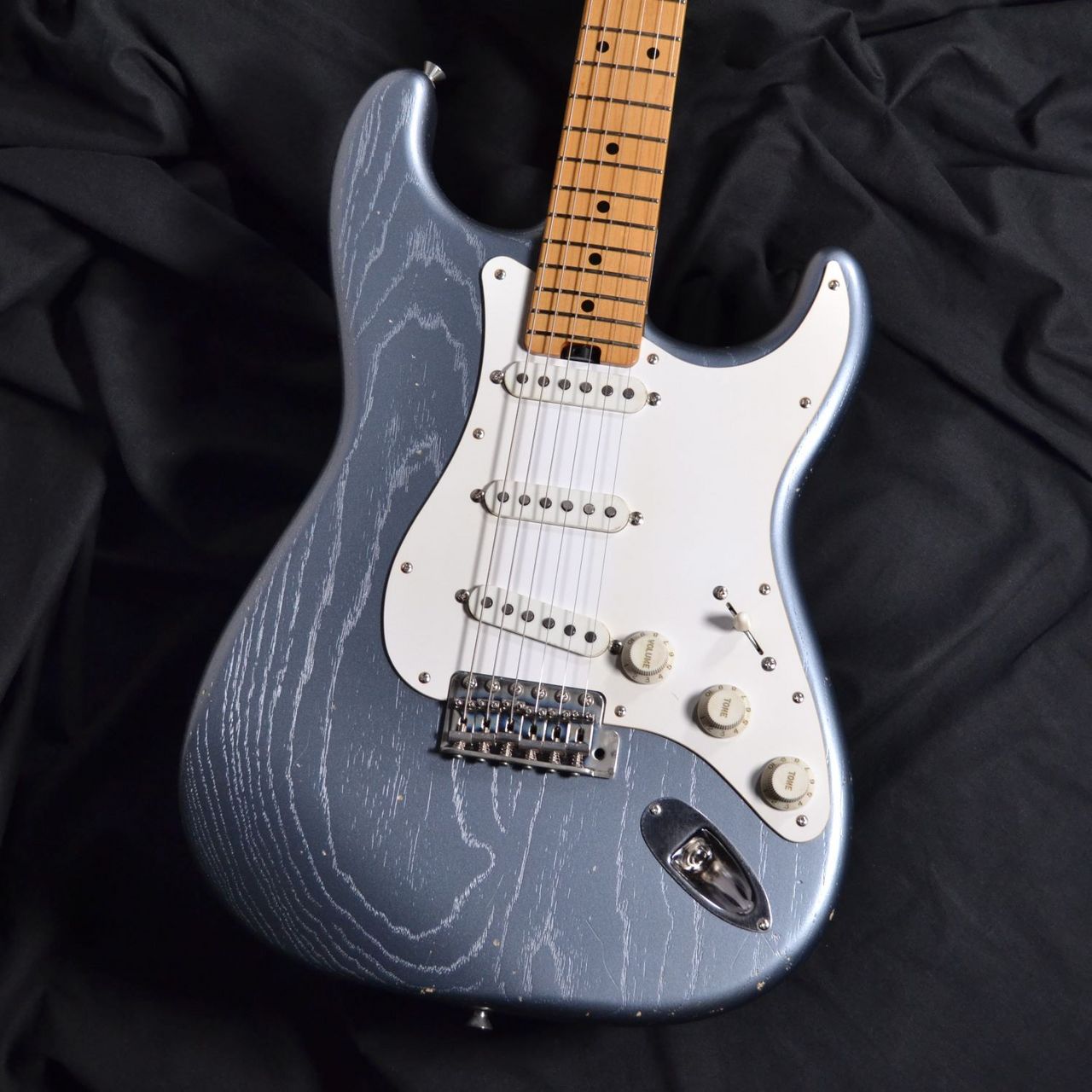 HISTORYHST/m/ash-Premium Open pore Ice Blue Metallic