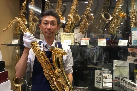 スタッフ写真 管楽器・弦楽器・アコースティックピアノ 山下