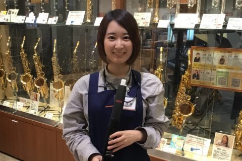 スタッフ写真 教育楽器 藤巻
