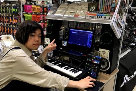 スタッフ写真 デジタル 山内
