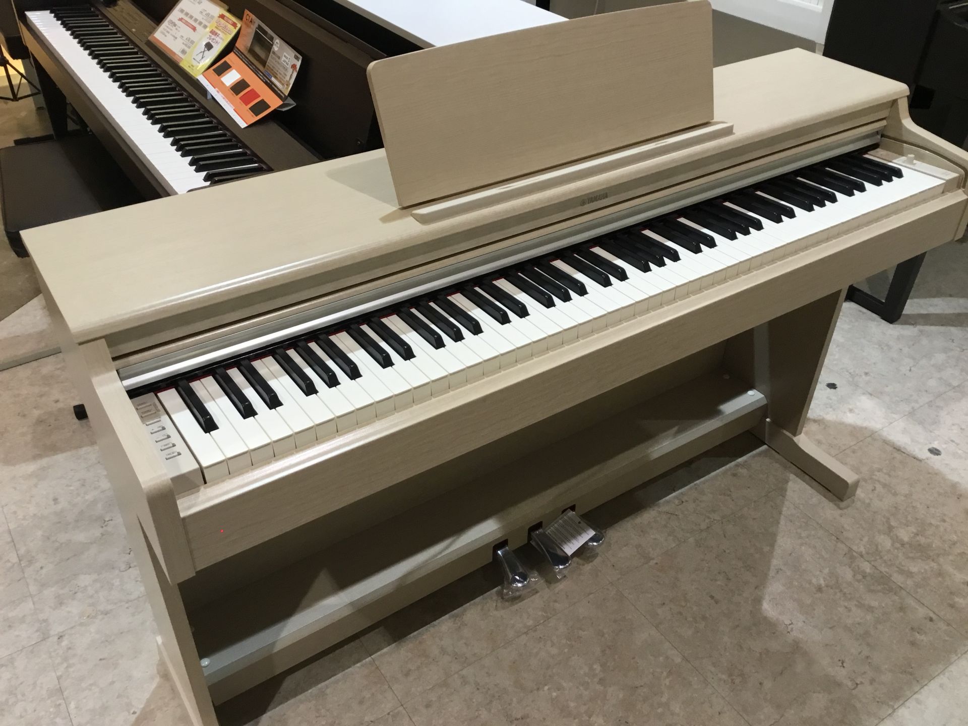 新商品！YAMAHA「YDP-164」本日入荷いたしました！