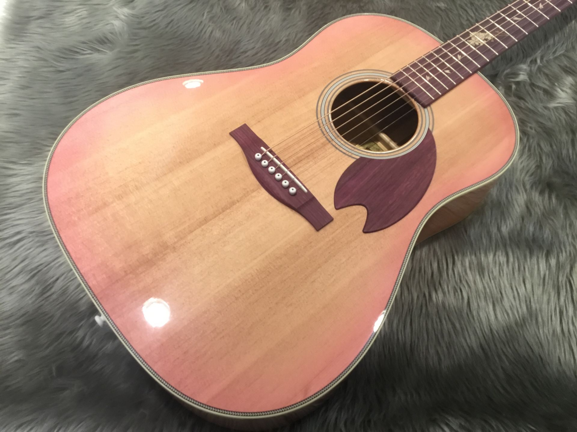 *創業 42 年、長野県松本市で一本一本こだわりのギター作りを続ける「Headway Guitars」 **Headway 「ヘッドウェイ(HEADWAY)」は、長野県松本市にて製作されるアコースティックギター＆ウクレレ専門のブランドで、1977年の立ち上げ以来、多くのプレイヤーに愛用されています。 […]