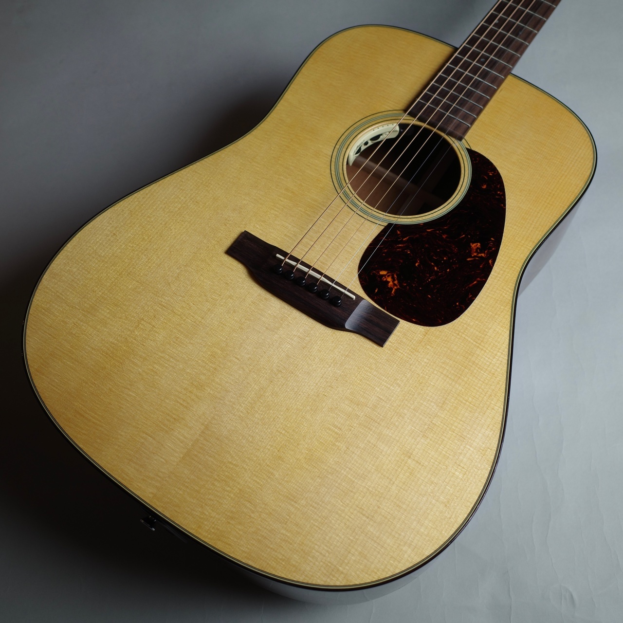 【商品紹介】Martin (マーティン) D-18E 2020【世界2020本限定モデル】