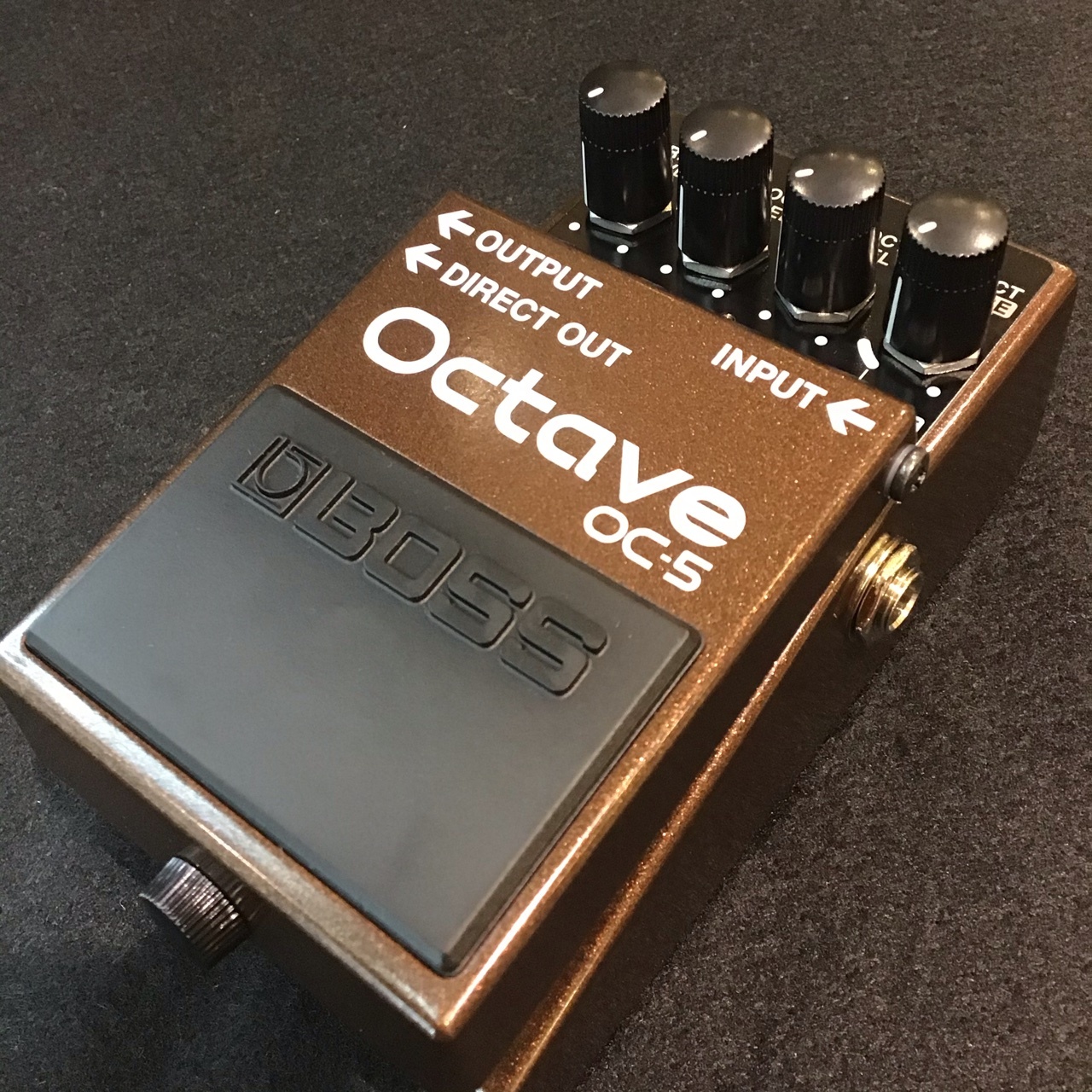 【商品紹介】オクターブ・ペダルの決定版、BOSS (ボス)OC-5 です‼