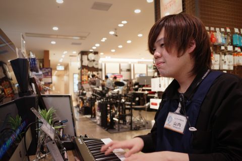 スタッフ写真 デジタル 山内