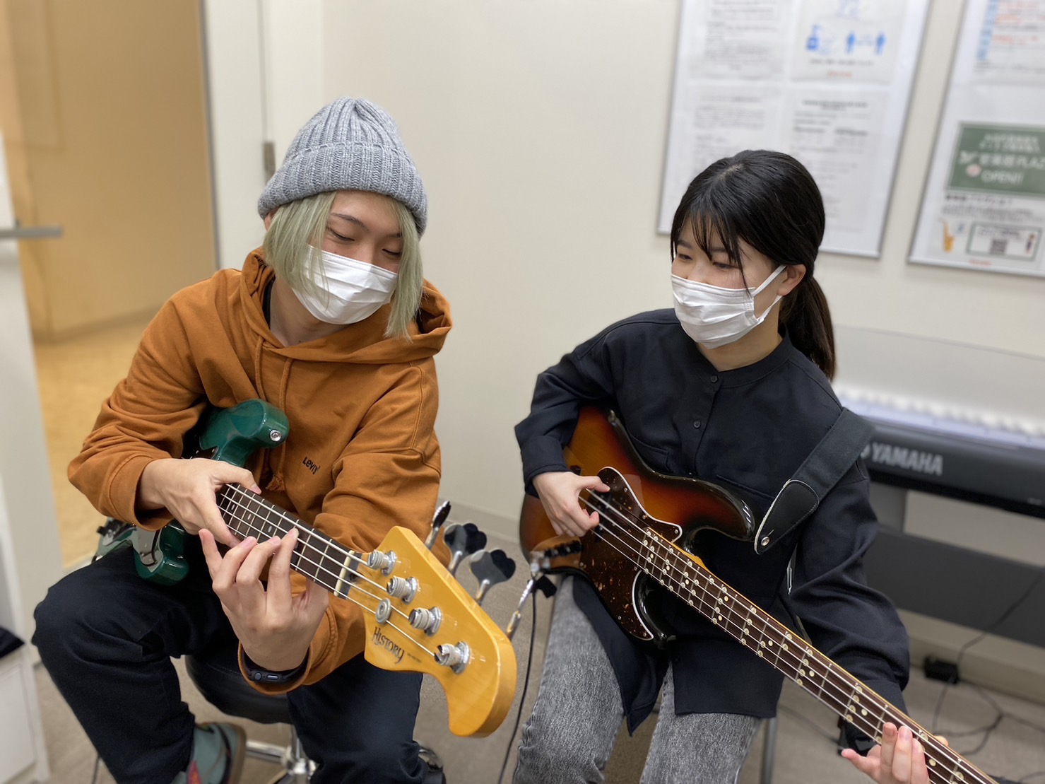 Q1.楽器を始めたきっかけは何ですか？ 高校の顧問の先生からジャズやらない？って言われたのがきっかけです。 Q2.好きな音楽、アーティストは何ですか？ インストゥルメンタルの音楽をよく聴きます。 Q3.得意なジャンルは何ですか？ ジャズやポップスをよく仕事でしますが、オールジャンルこなします！ Q4 […]