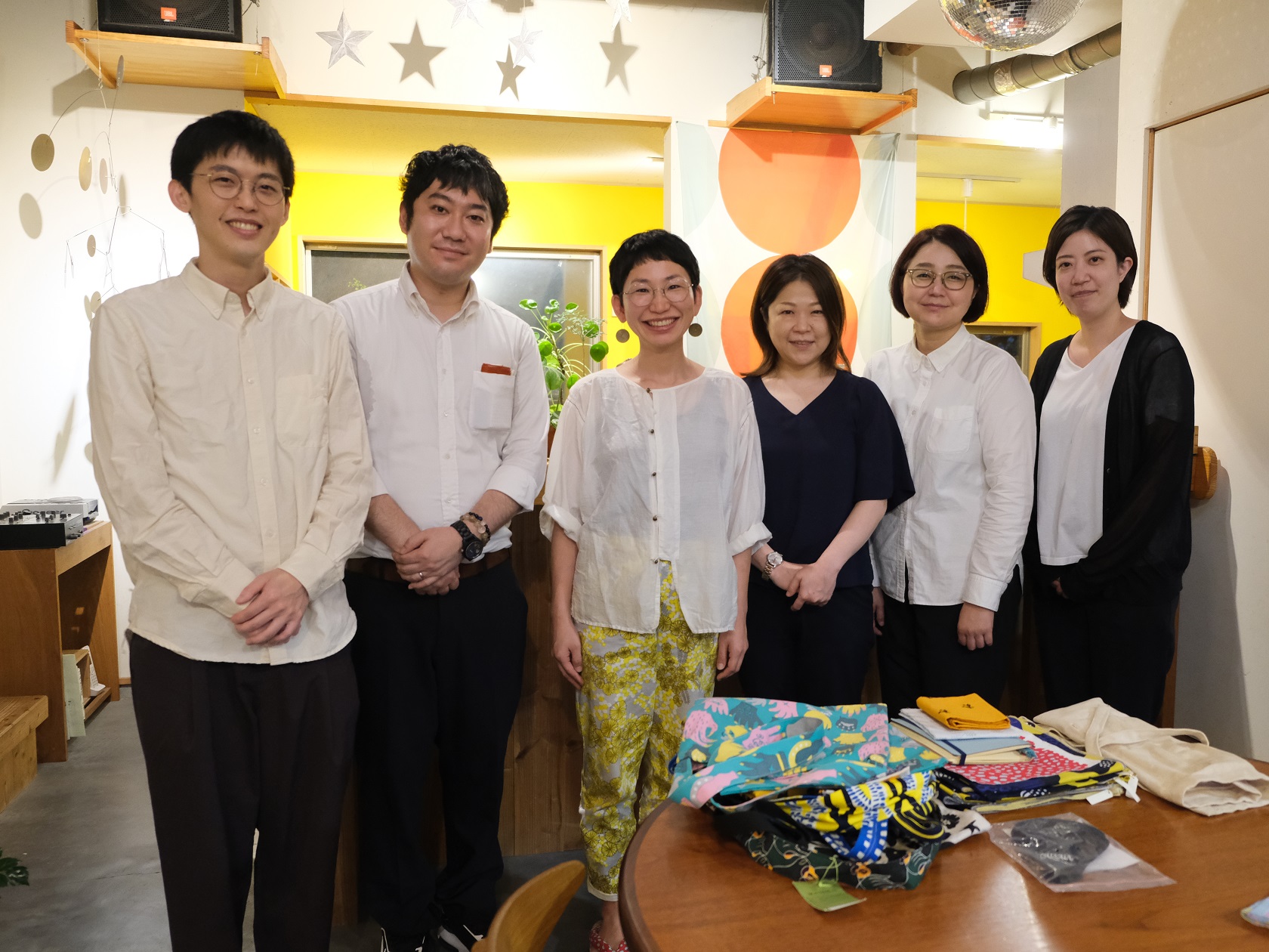 みなさんこんにちは。島村楽器アミュプラザ博多店の佐々木です。 くまみねさんや株式会社マルタイとのコラボなど様々な取り組みを行っている当店ですが、この度新たな企画をスタートする事になりました。展開商品等の詳細情報は現在調整中ですが、今回の企画でご協力いただくブランド"makumo"をご紹介いたします。 […]