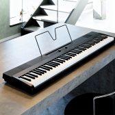 KORG　Liano(リアーノ)【スリムな電子ピアノをお探しの方におすすめ】
