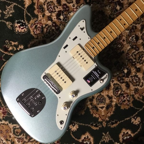 Fender American Professional II Jazzmaster Maple Fingerboard Mystic Surf Green<br />
<br />
¥ 234,300