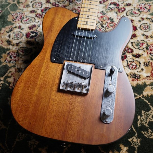 Squier by Fender 40th Anniversary Telecaster Vintage Edition Satin Mocha<br />
<br />
￥ 85,140