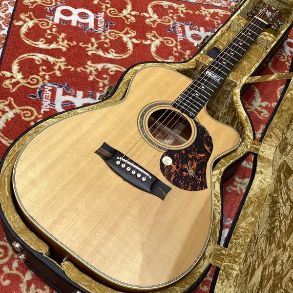 Maton EBG808CTE<br />
<br />
￥ 418,000 