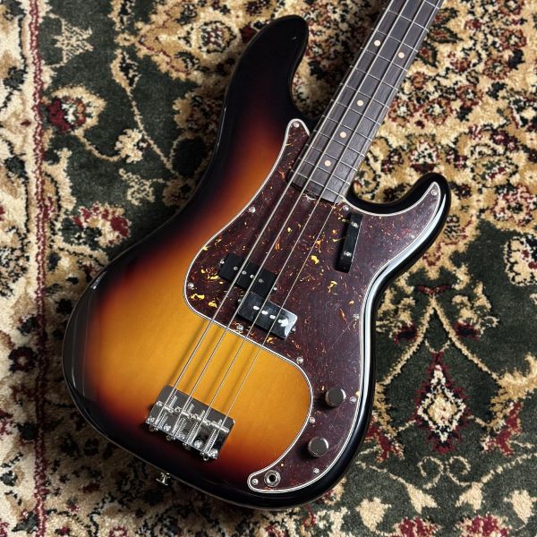 Fender American Vintage II 1960 Precision Bass 3-Color Sunburst<br />
<br />
￥ 357,500 