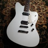 【エレキギター】Fender Made in Japan LTD Elemental Jazzmaster Nimbus White　ジャズマスター