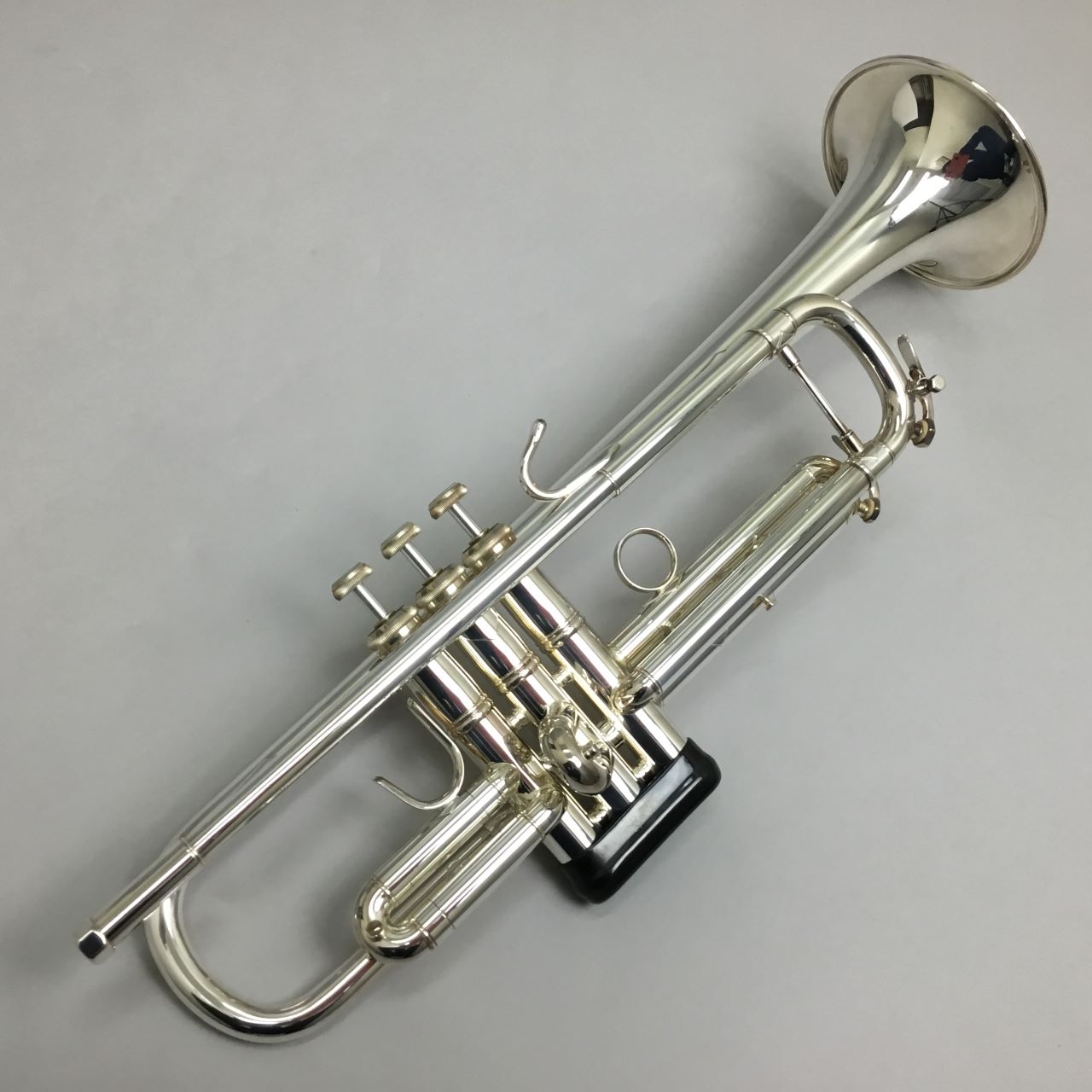トランペットBach VINCENT MODEL SP