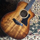 【中古】Taylor 224ce-Koa DLX【杢目がとても綺麗で音も良い】