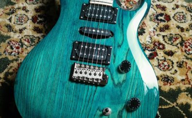 【入荷】Paul Reed Smith(PRS) SE Swanp Ash Special Iri Blueエレキギター