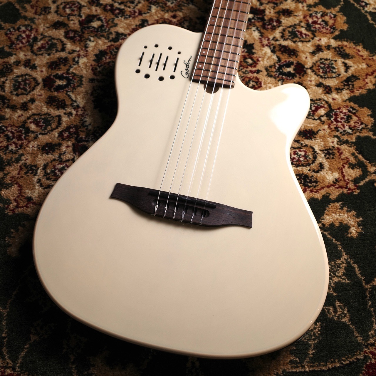 新品Godin Multiac Mundial Ozark Cream