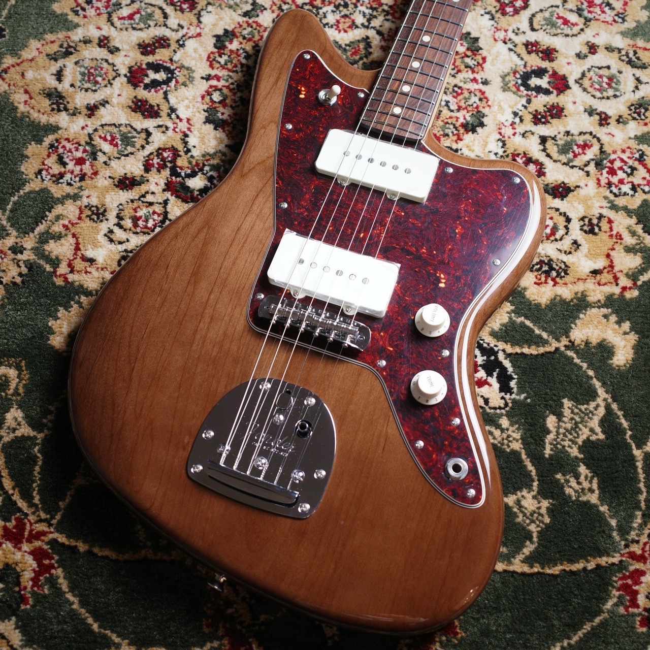 新品Fender Hybrid II Jazzmaster Walnut 