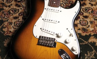【中古入荷】Fender American Special Stratcaster/R 2TS