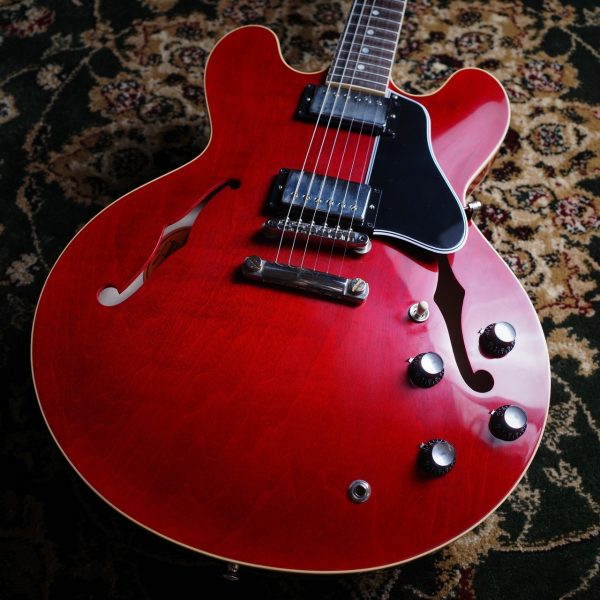 【アウトレット】Gibson Custom Shop 1961 ES-335 Reissue Sixties Cherry VOS<br />
<br />
￥707,000