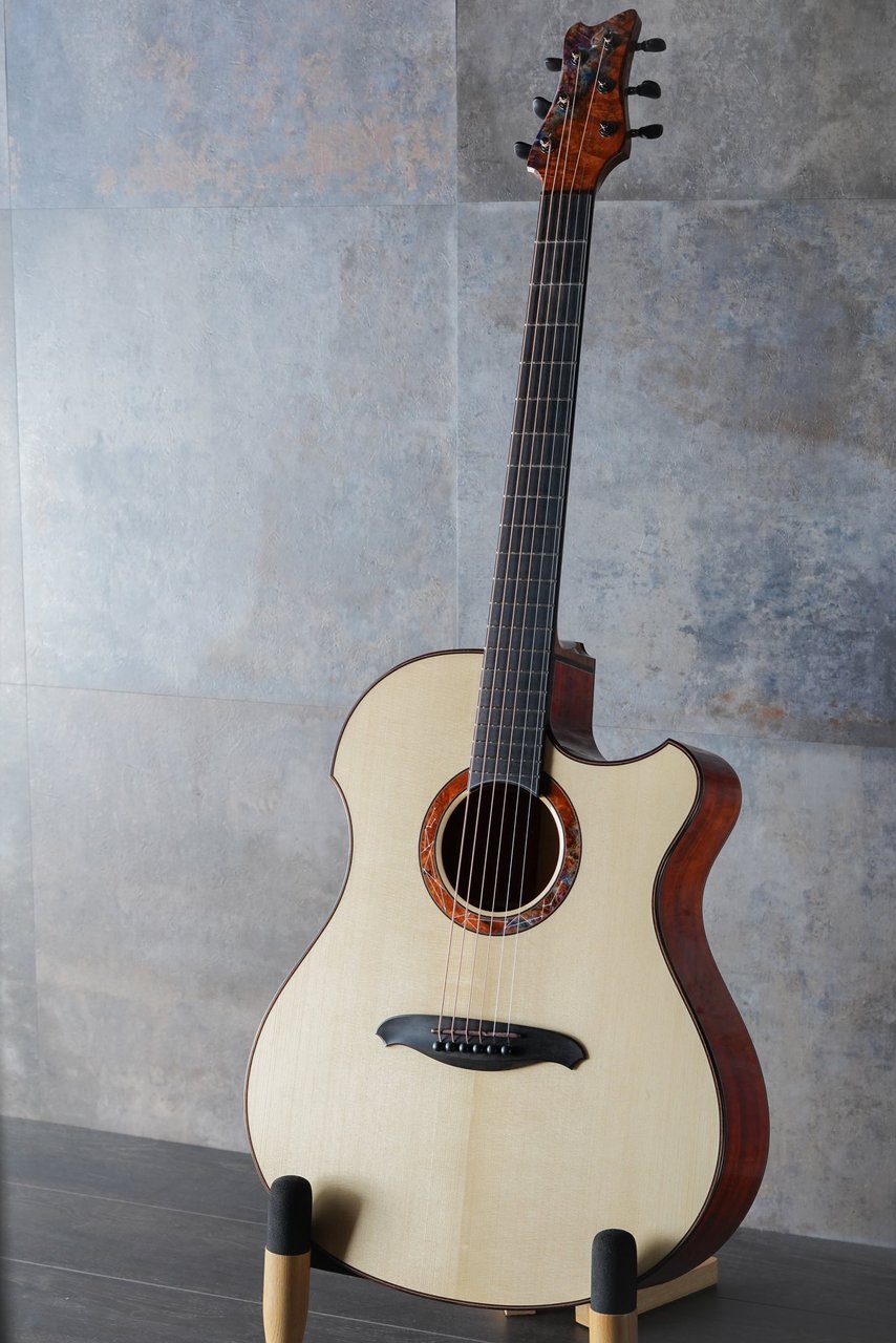 新品Leaf Instruments 「椿」Tsubaki 【German Spruce ×Padauk 】
