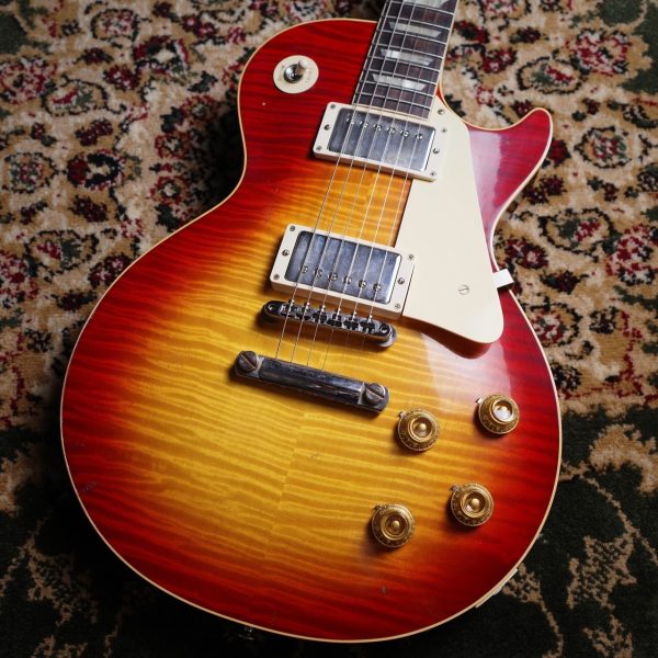 Gibson Custom Shop PSL 1959 Les Paul Standard Reissue Light Aged Washed Cherry #933326<br />
<br />
¥ 1,100,000 <br />
<br />
