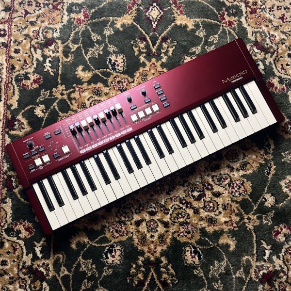 HAMMOND M-solo (Burgundy) <br />
<br />
￥128,000 