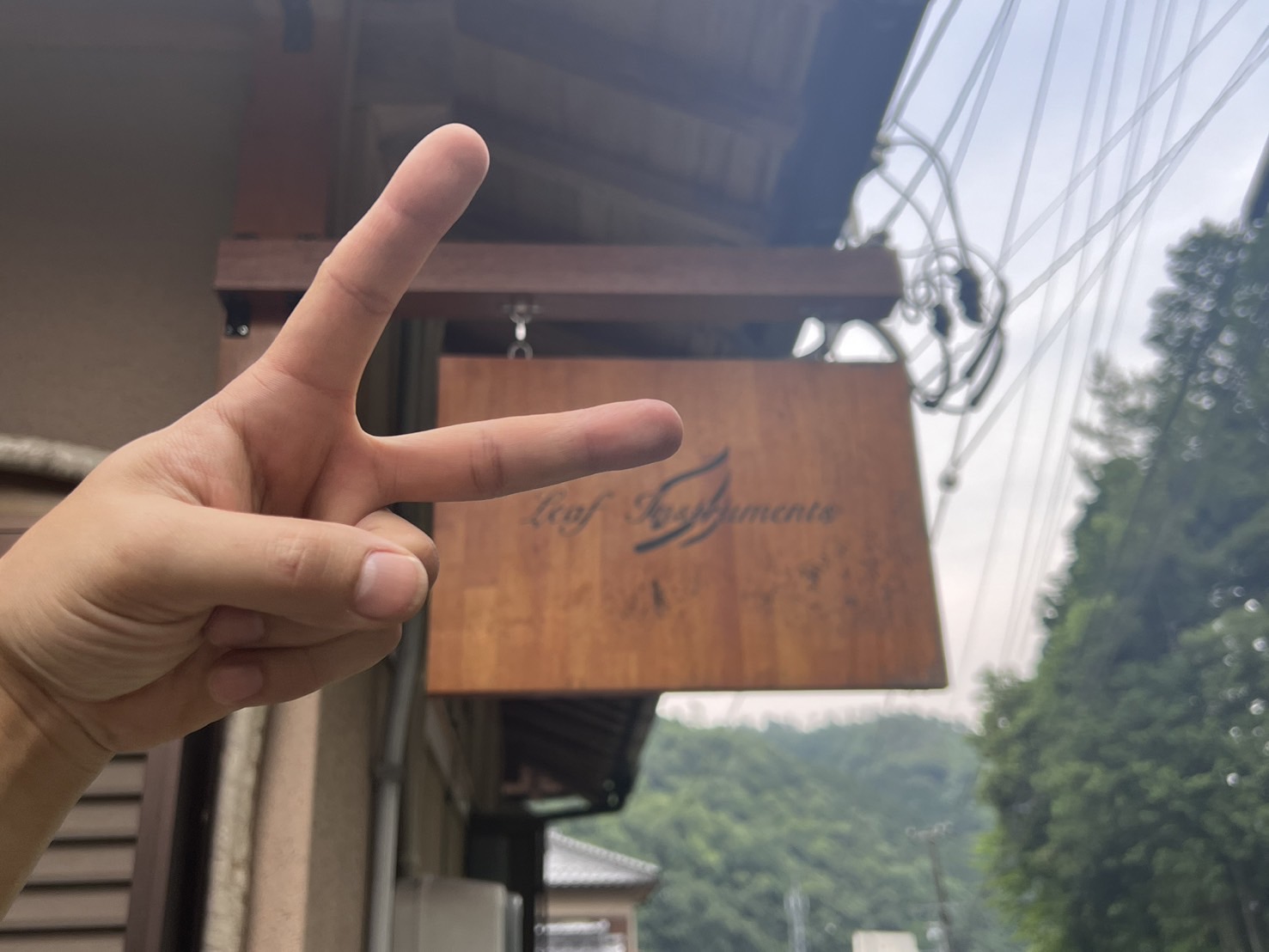 アコギファンの方もそうでない方もこんにちばんは。アミュプラザ博多店のアコギ担当荒木（アラキ）です！ 今では非常に多くのブランドが存在するアコースティックギター。様々な選択肢から自分には一体どんなギターがいいのか、こんな見た目がいい、こんな音が好き、、憧れのミュージシャンのギターをいつかは。。と胸を熱 […]