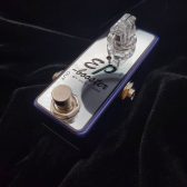 【15周年モデル限定カラー】Xotic EP Booster 15th Anniversary Limited Edition Metallic Blue  固定用プレート付属
