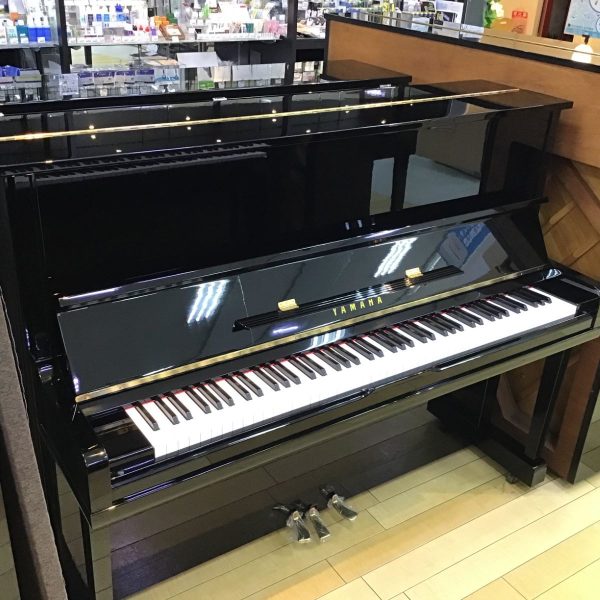 YAMAHA 【中古】U10A（1992年製）※送料別<br />
<br />
¥495,000 