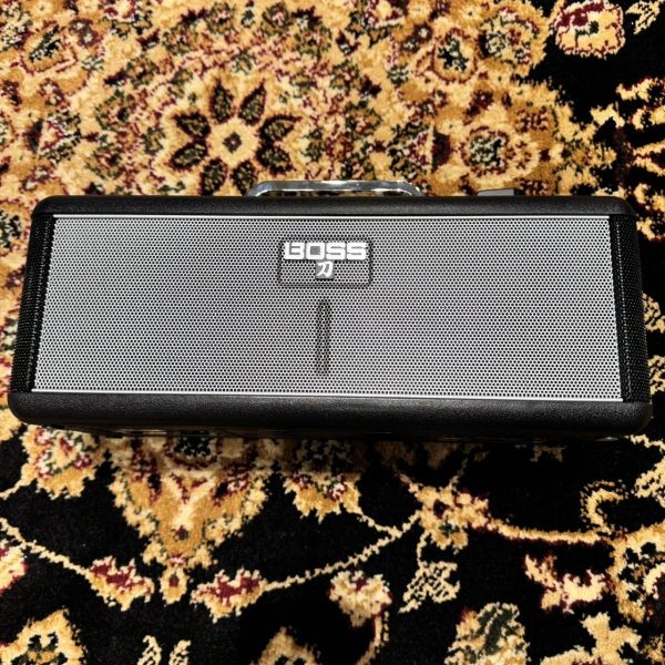 BOSS KATANA-AIR-S<br />
<br />
¥36,900 