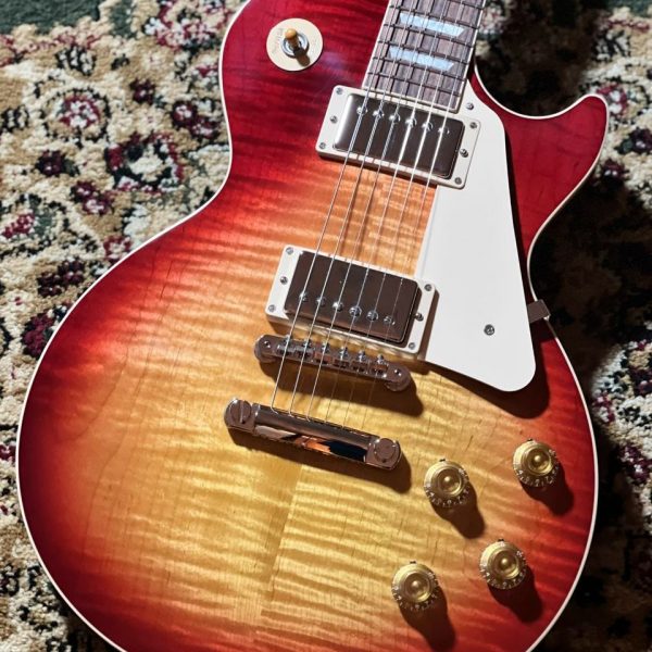 【新品】<br />
Gibson Les Paul Standard '50s Heritage Cherry Sunburst<br />
<br />
￥354,200 