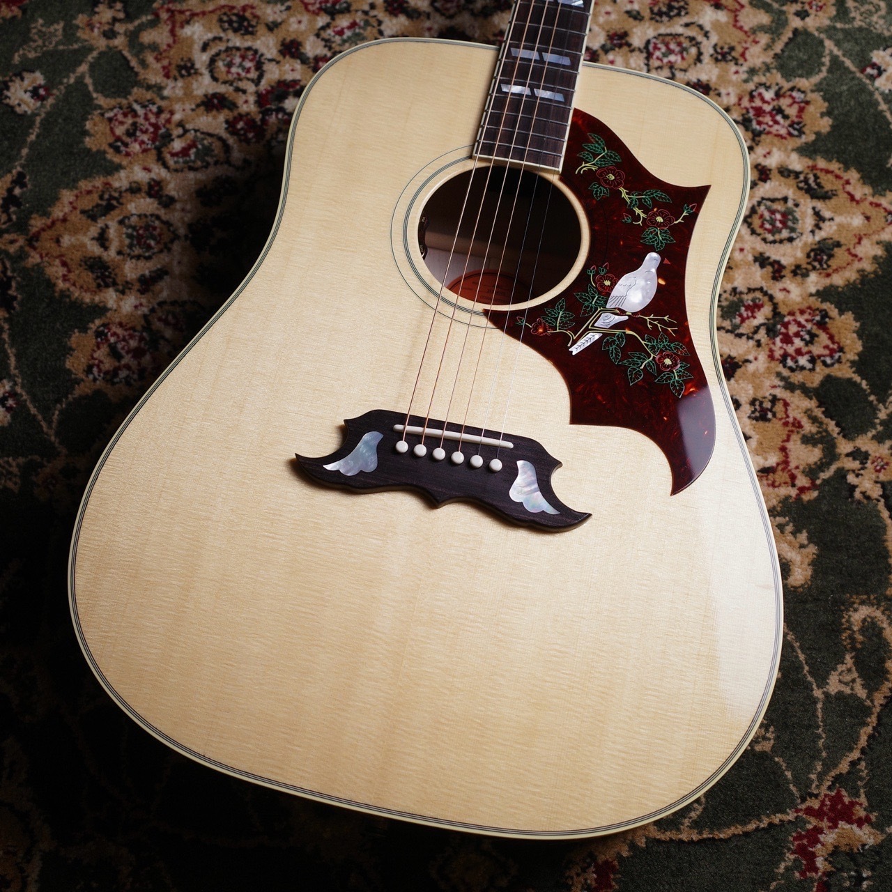 アウトレットGibson Dove Original Antique Natural 