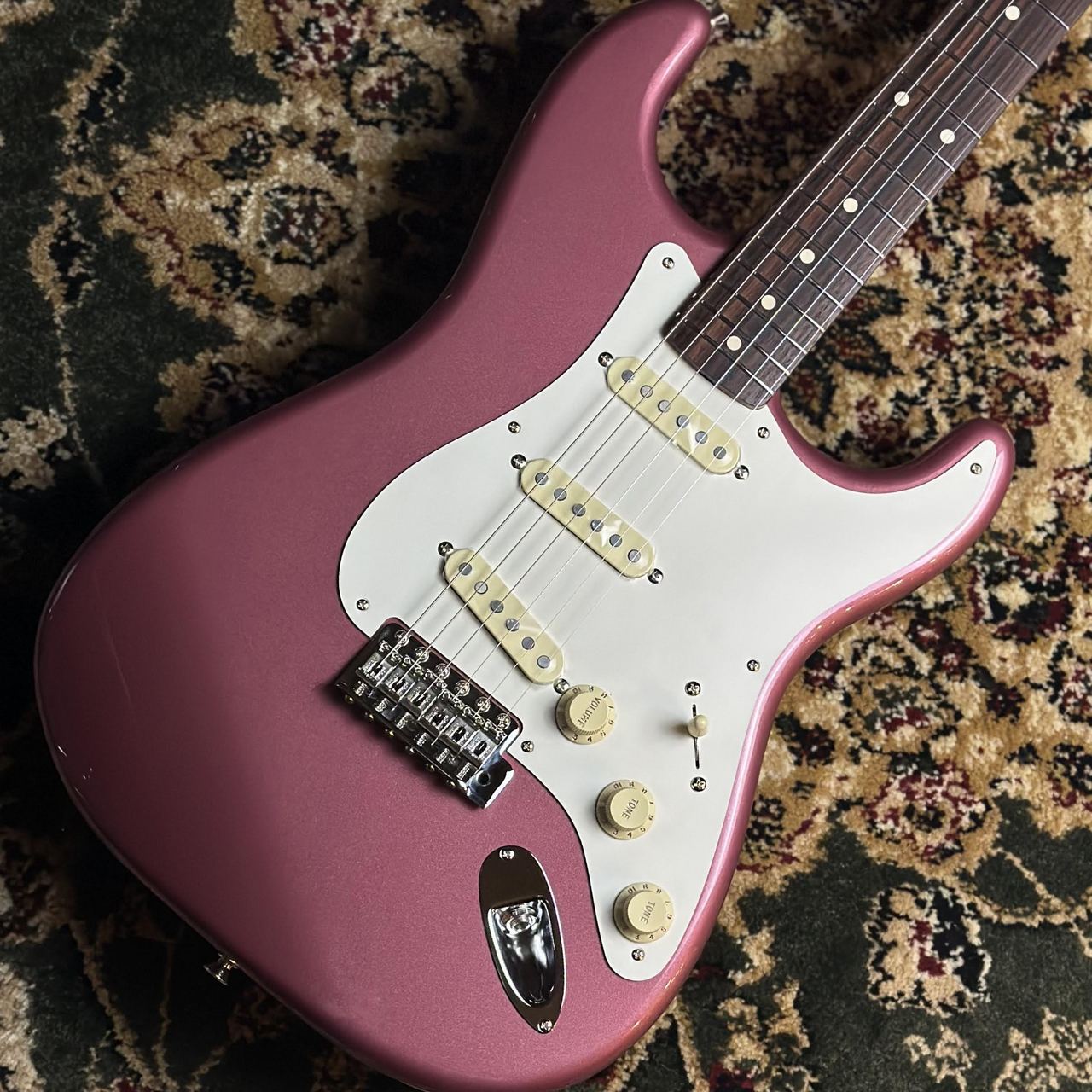 新品Fender 【現物画像】Char Stratocaster Burgundy Rosewood【Charシグネイチャー】