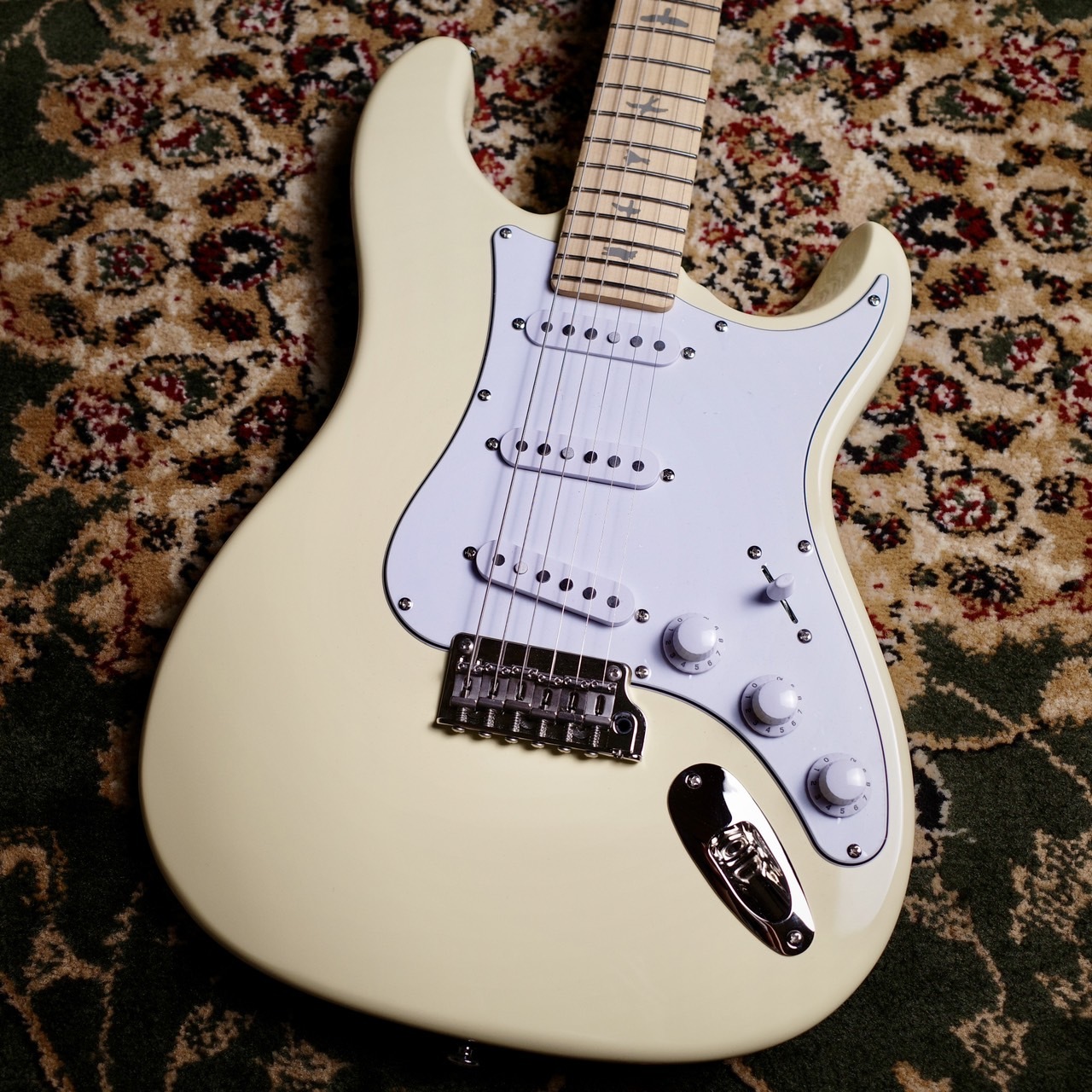 新品Paul Reed Smith(PRS) SE Silver Sky Maple Moon White John Mayerモデル ジョンメイヤー【3.34kg】