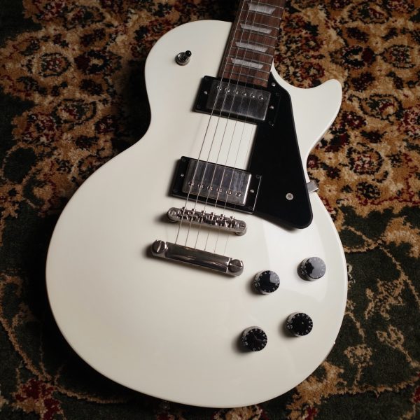Epiphone Les Paul Studio Alpine White【USED】<br />
<br />
¥44,000 