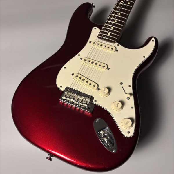 Fender AMSTDST UG/R　American Standard Stratocaster　UpGrade Model<br />
<br />
¥154,000