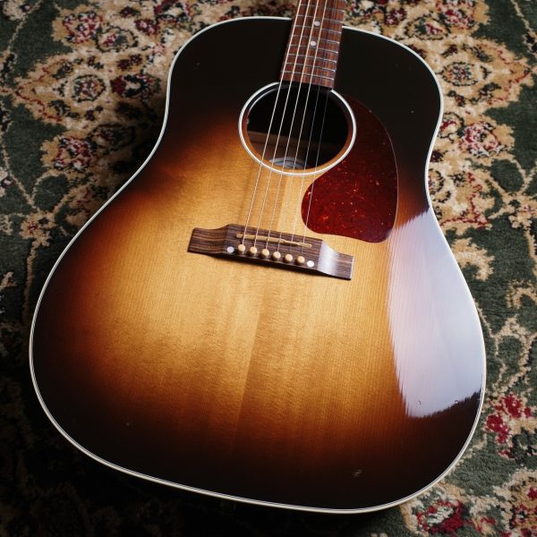 Gibson J-45 Standard 2019年製<br />
<br />
¥295,000