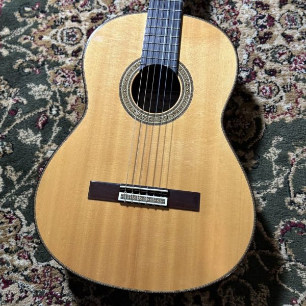 YAMAHA GC-40【USED】【ハカランダ単板】<br />
<br />
<br />
¥217,800