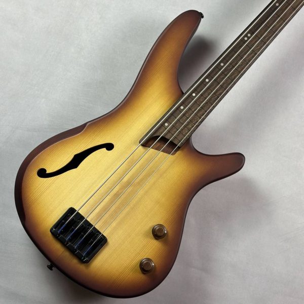 Ibanez SRH500F NNF <br />
<br />
¥ 100,260 