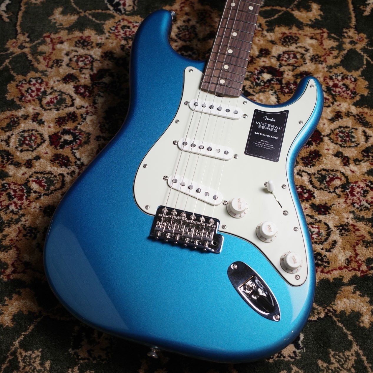 新品Fender Vintera II '60s Stratocaster Lake Placid Blue