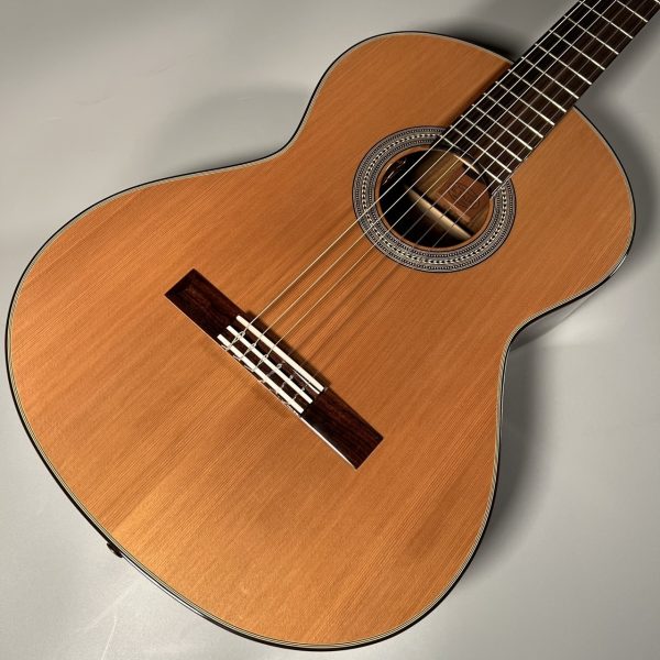 【新品】<br />
K.Yairi YC-8カスタム【クラシックギター】【ピックアップ搭載済み】 【現物写真】<br />
<br />
￥173,500 